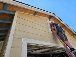 How To Choose The Right Materials for Your Siding Installation in 'Crosbyton, TX